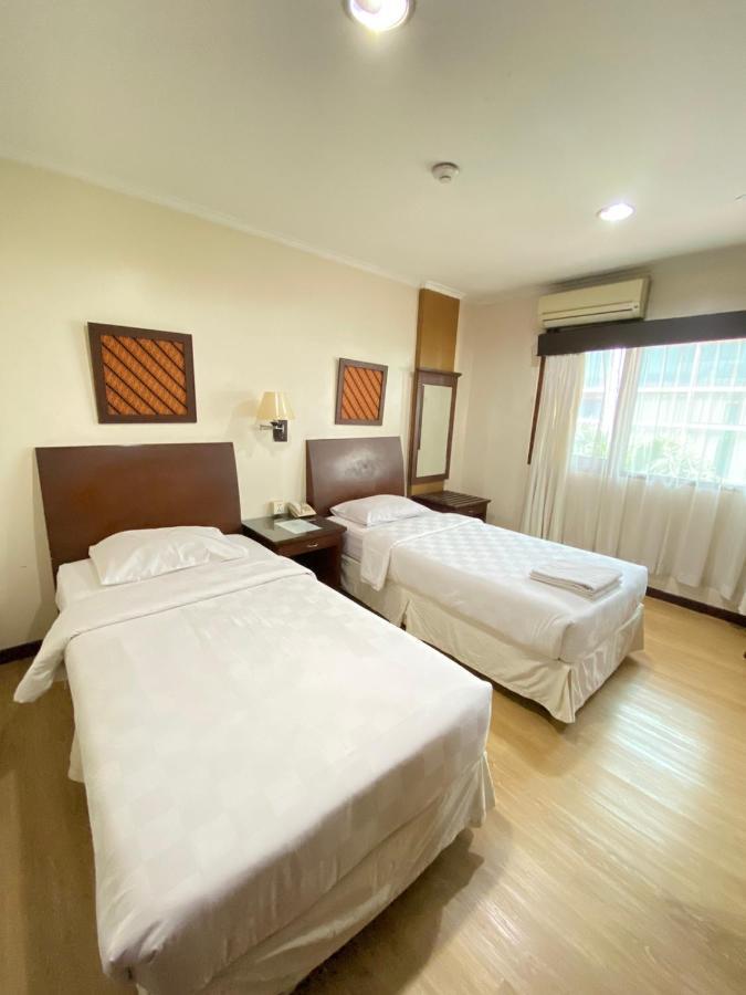 Cipta Hotel Wahid Hasyim Джакарта Екстериор снимка
