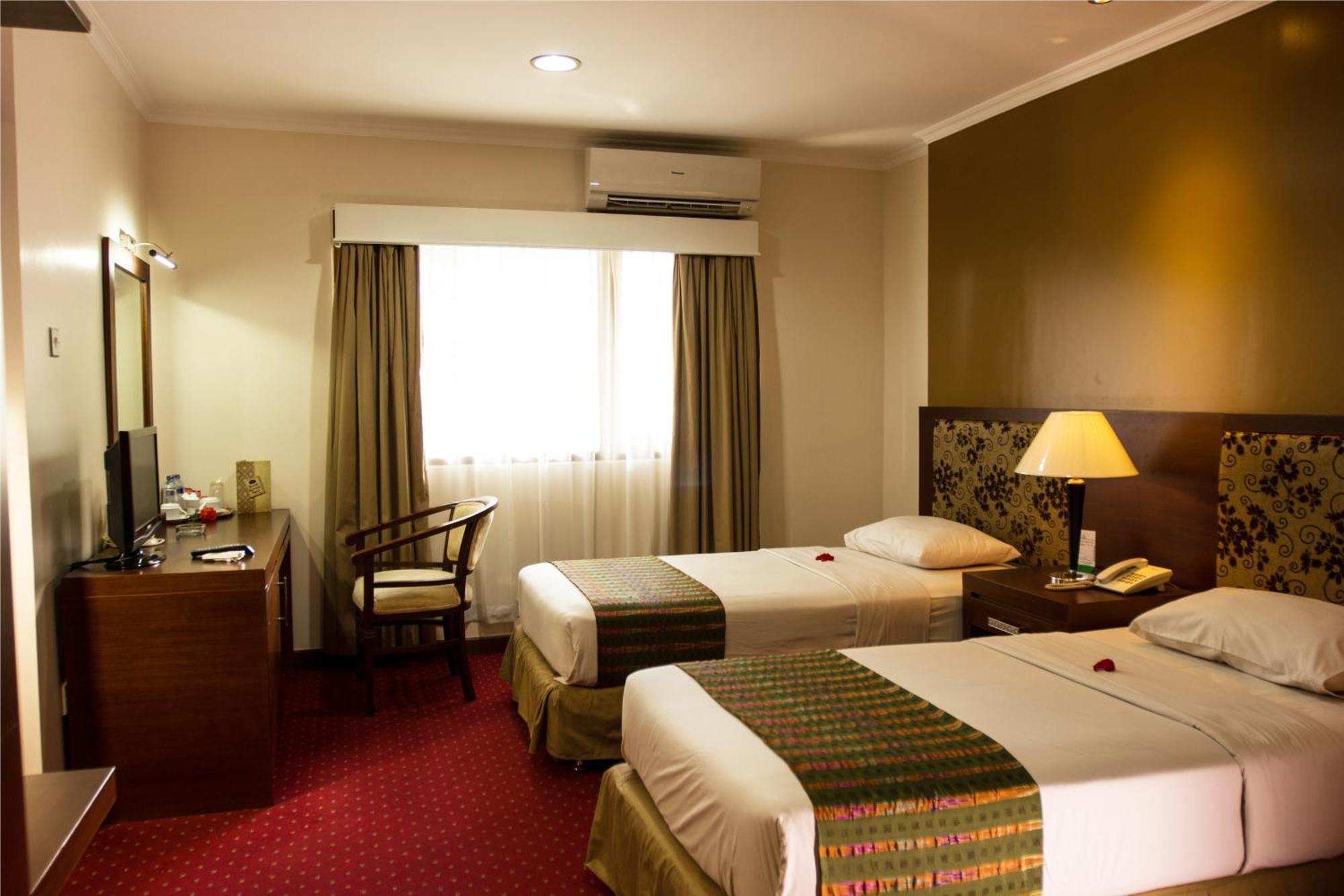 Cipta Hotel Wahid Hasyim Джакарта Екстериор снимка